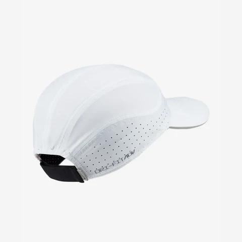 Nike AeroBill Tailwind Running Cap.