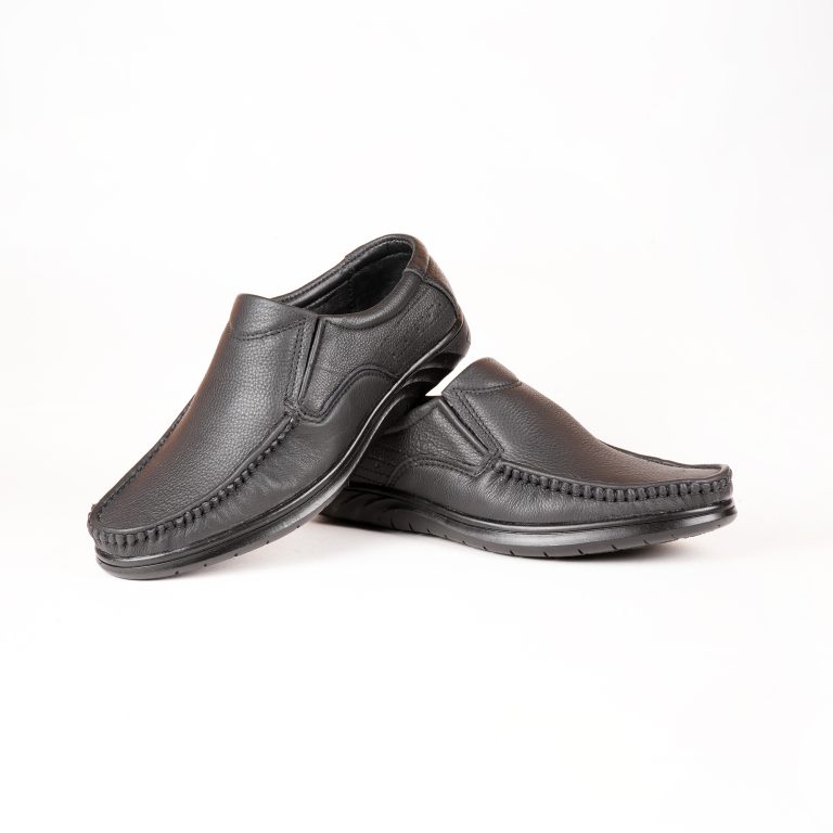 Run Shoes Black Leather Slip-on Loafers for Men (3041)
