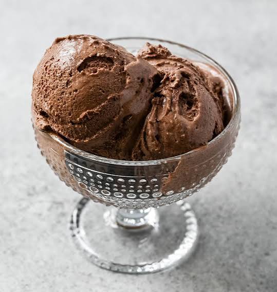 Chocolate ice cream 4 ltr