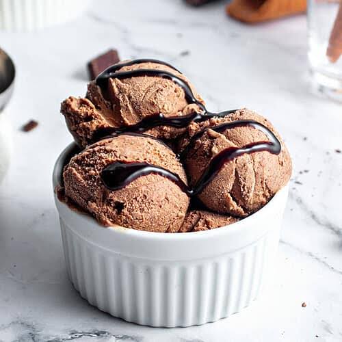 Chocolate ice cream 4 ltr