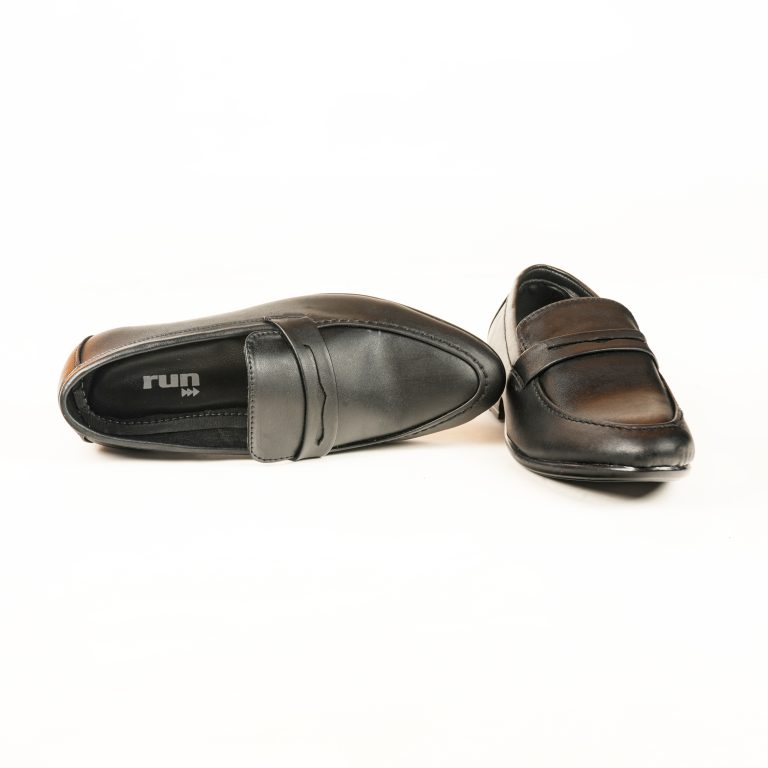 Run Shoes Black Leather Slip-on Formal Loafers for Men (2251)