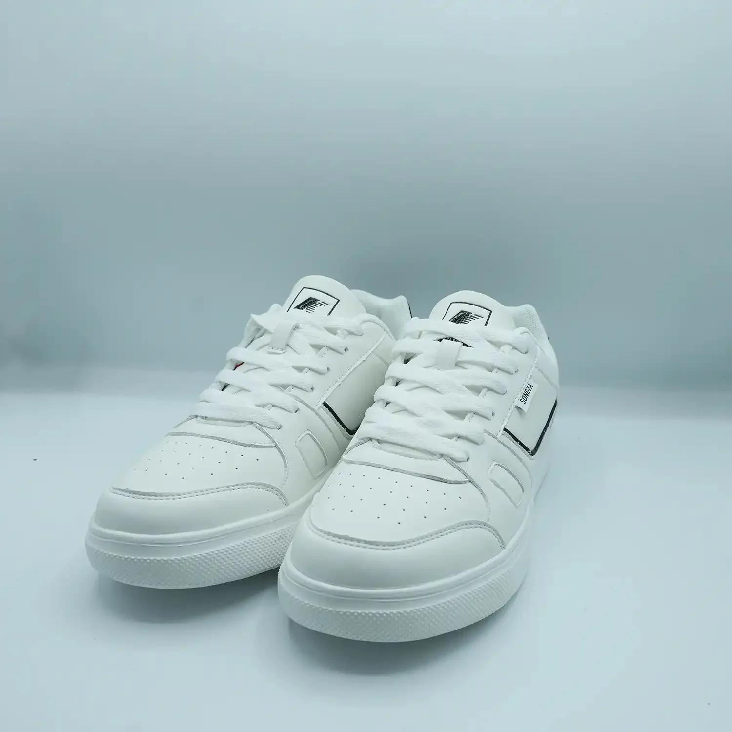Sneakers with Tricolor Detail GS79