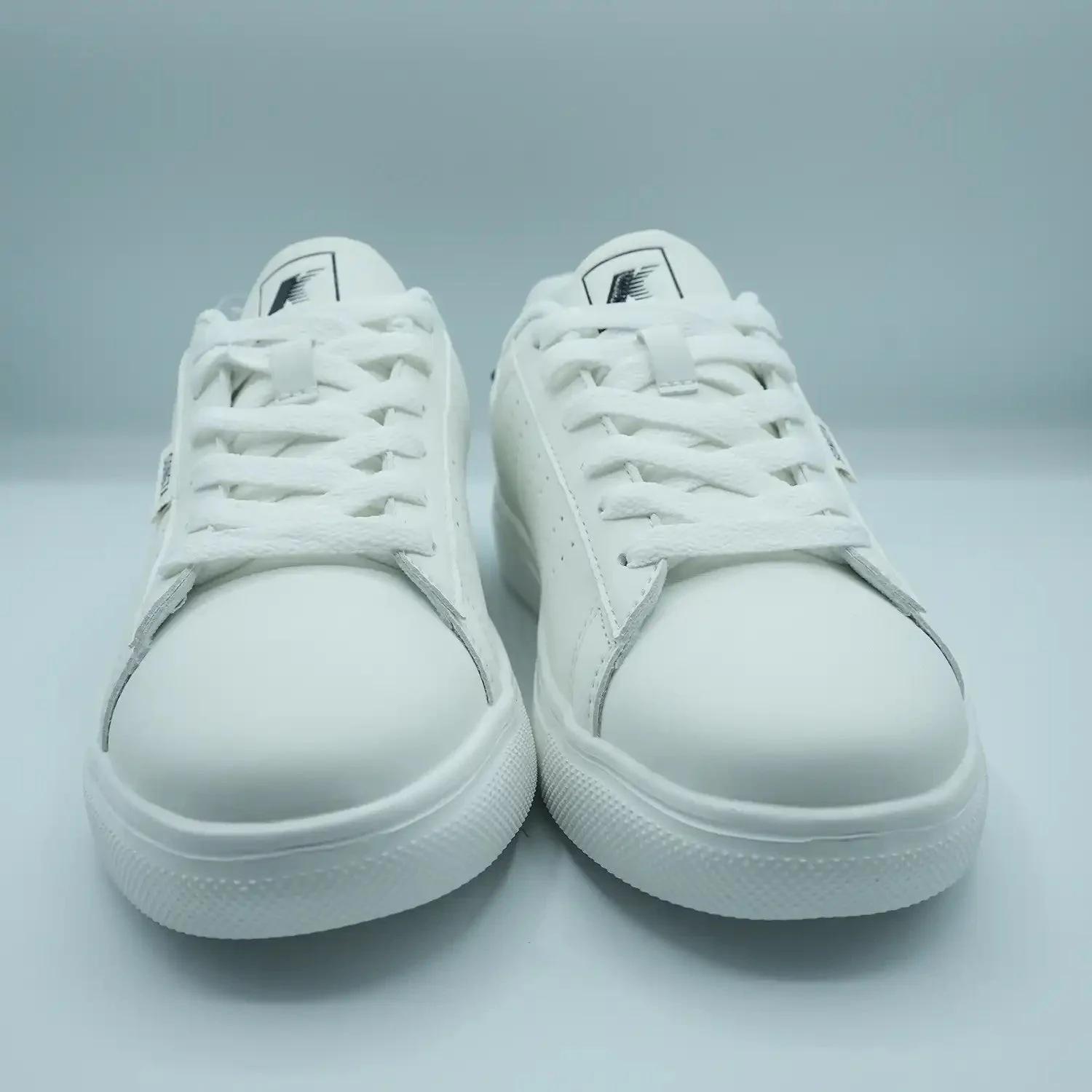 Unisex White Low-Top Sneakers with Red and Black Detail GS81